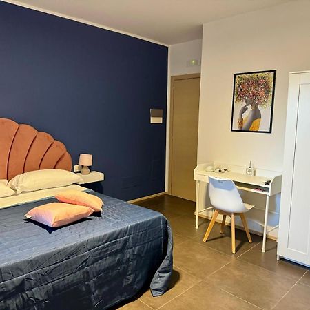 Il Ruggi Bb Bed & Breakfast ซาแลร์โน ภายนอก รูปภาพ