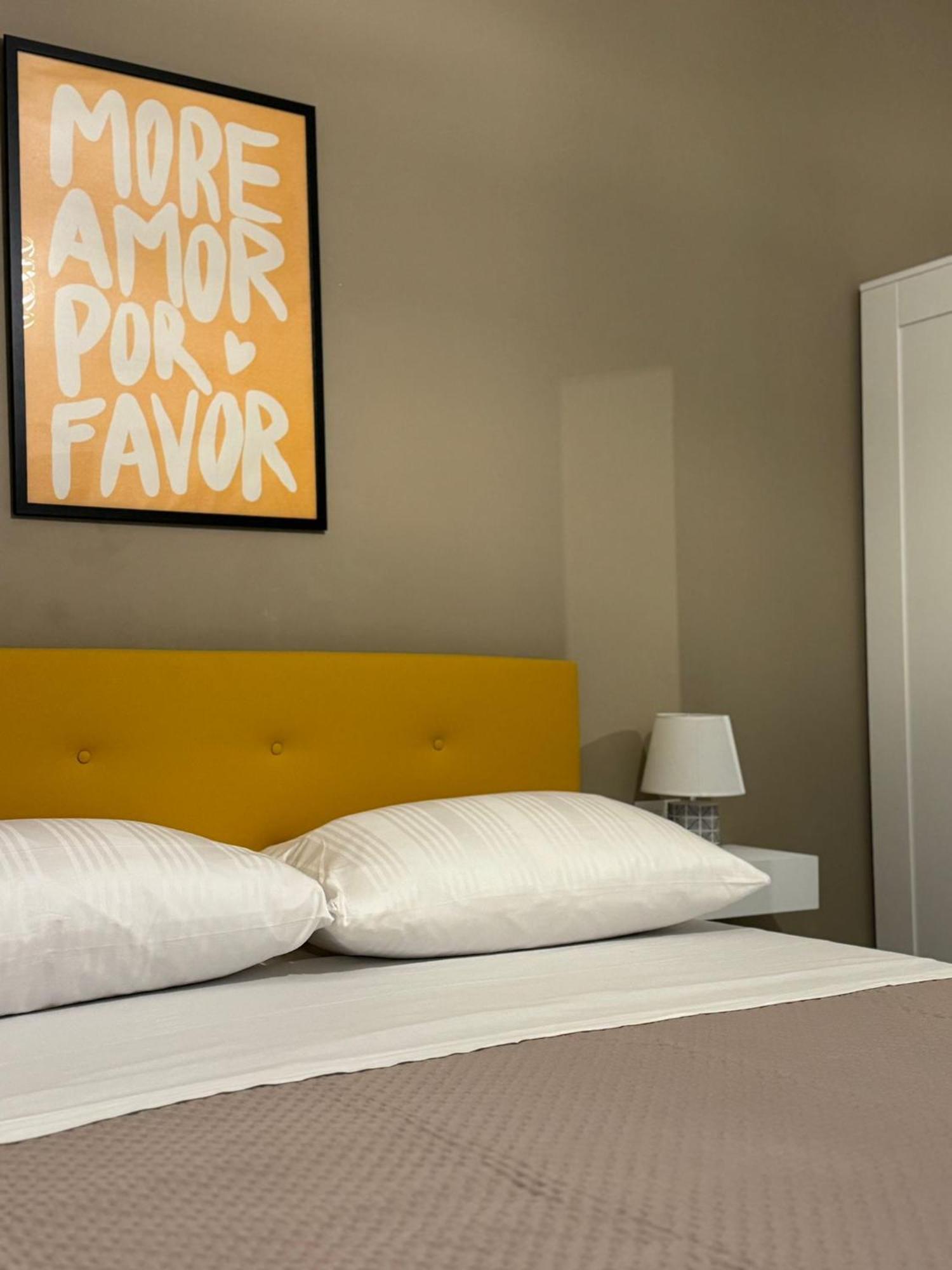 Il Ruggi Bb Bed & Breakfast ซาแลร์โน ภายนอก รูปภาพ