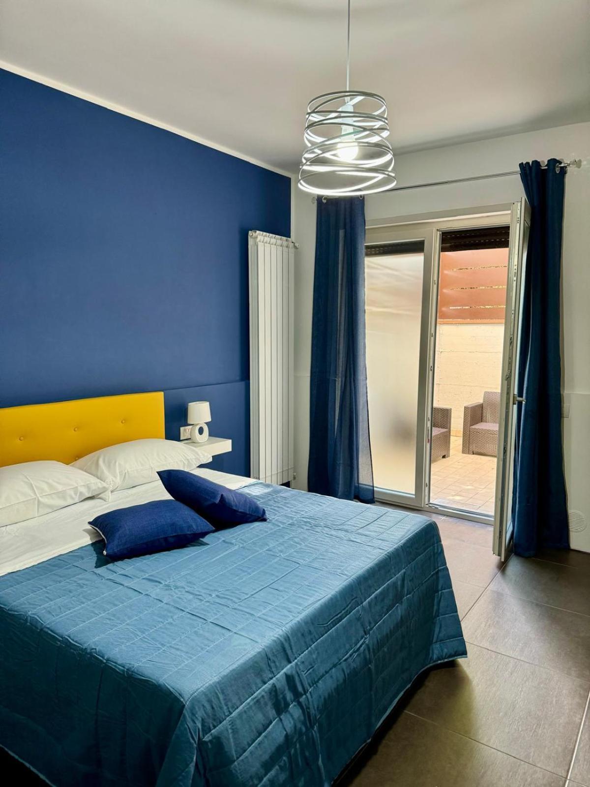 Il Ruggi Bb Bed & Breakfast ซาแลร์โน ภายนอก รูปภาพ
